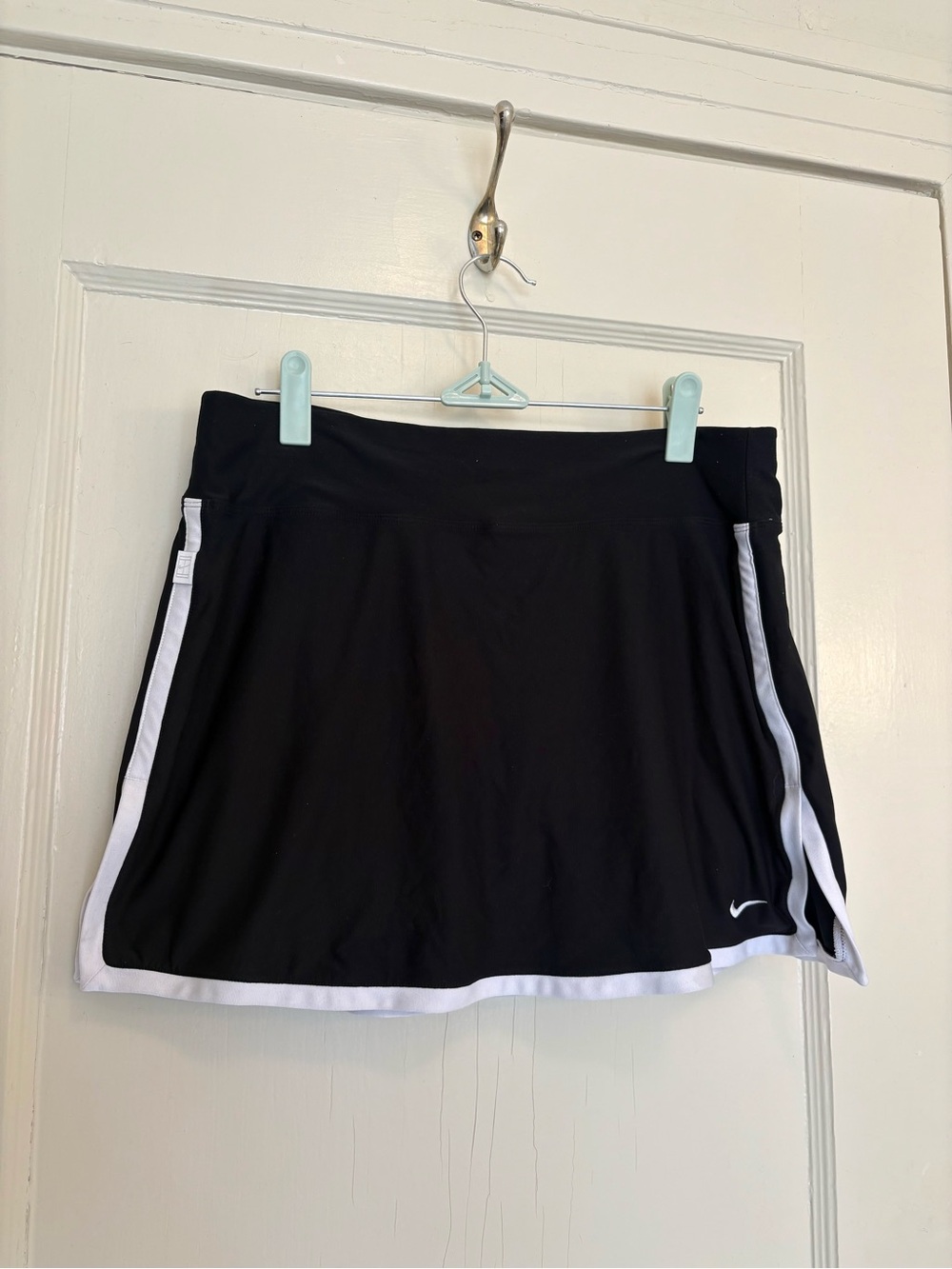Nike Black Ladies Tennis Skort with White Contrast